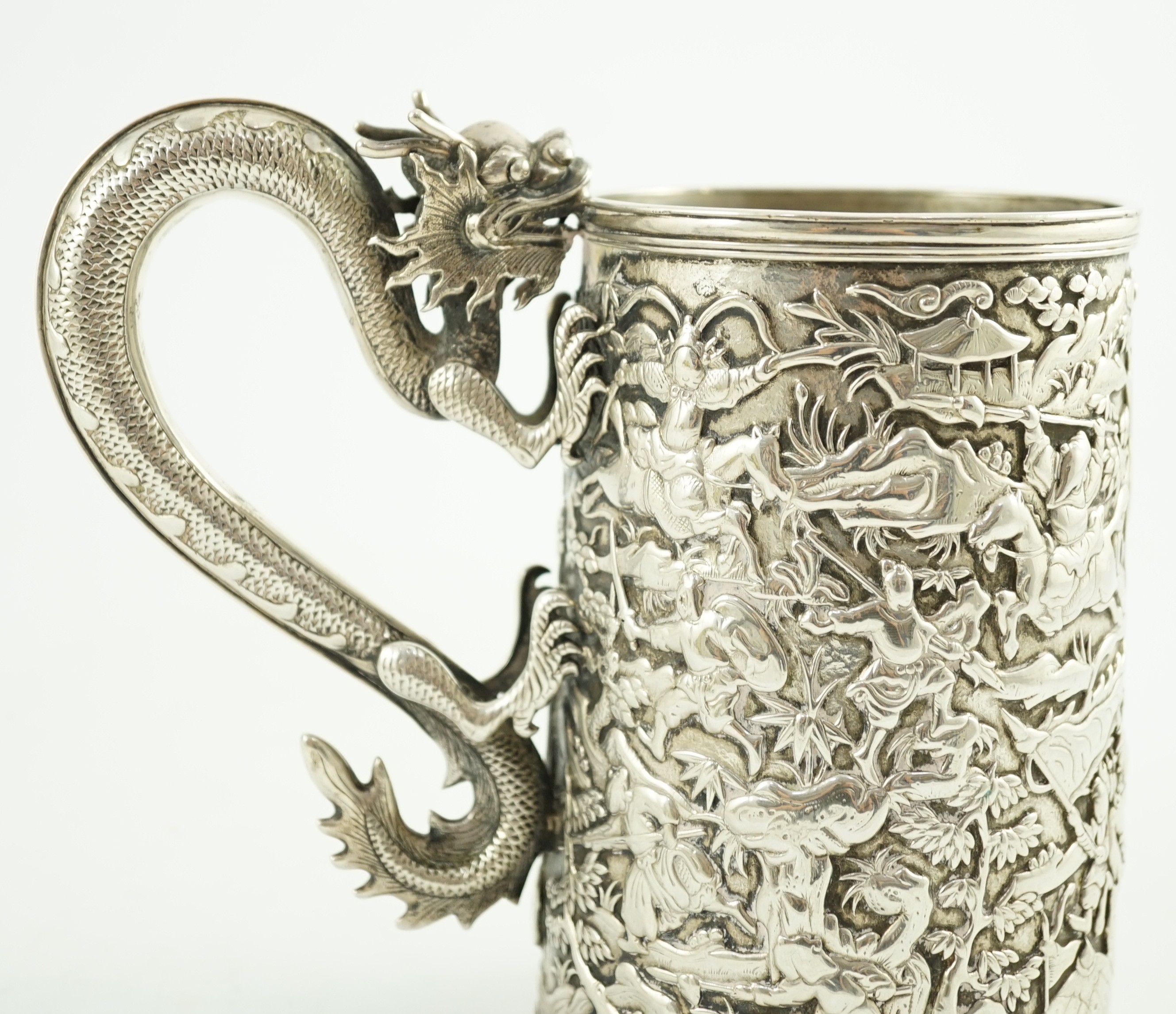 A late 19th century Chinese Export double skinned silver mug, by Leeching?